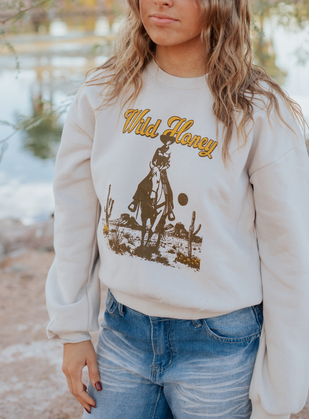 🐎Wild Honey sweatshirt